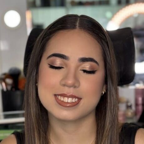 47f4e501 d5bc 4c6c 8b42 32616e9de035